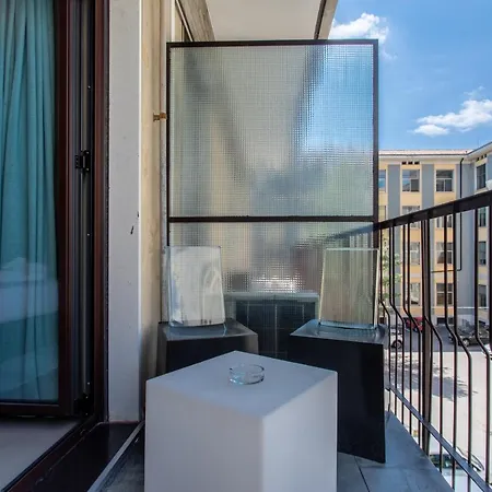 Porta Nuova Self Check-in Parking Request Apartment Verona